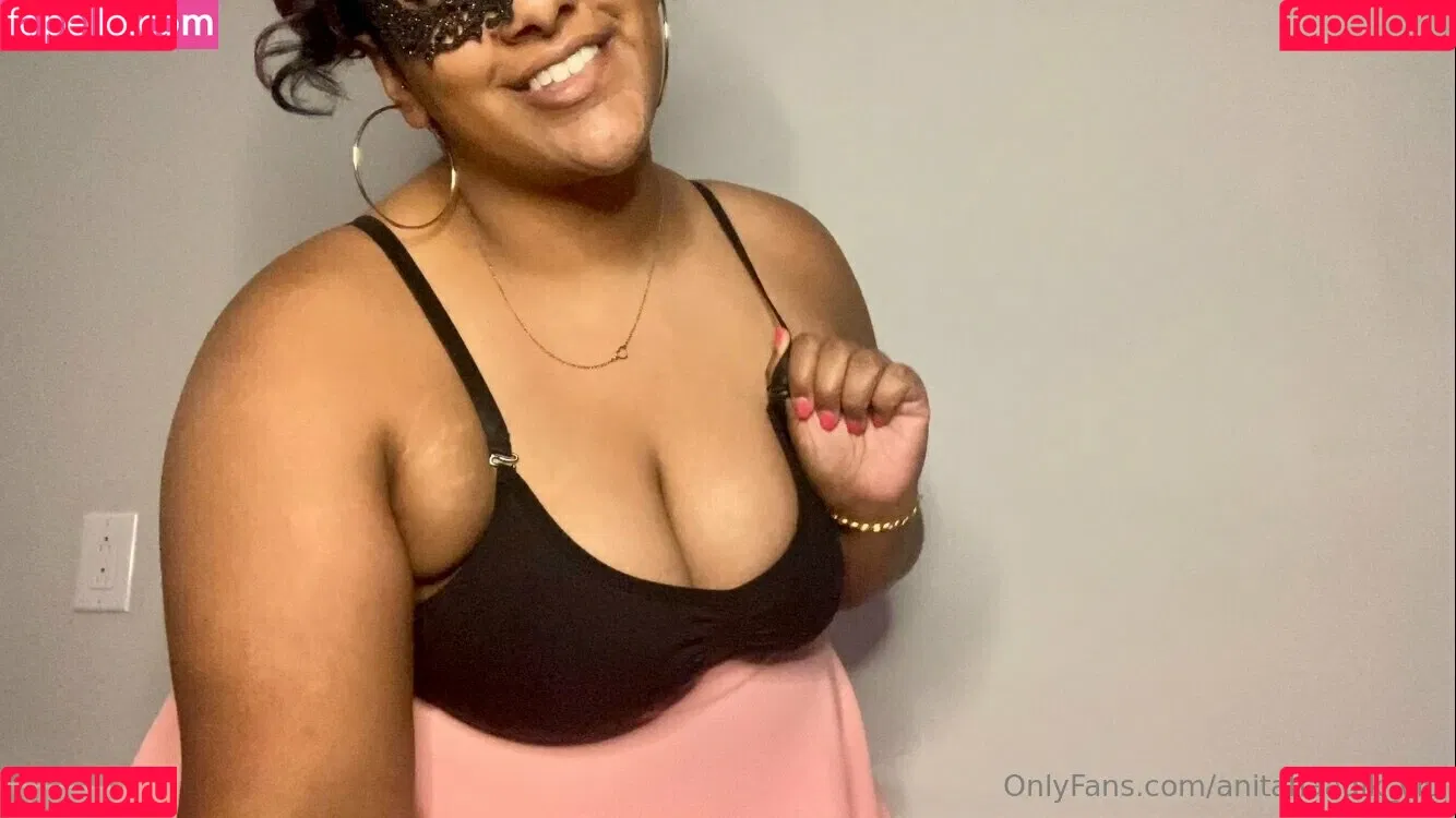 anitahaadik_vip Onlyfans Photo Gallery 