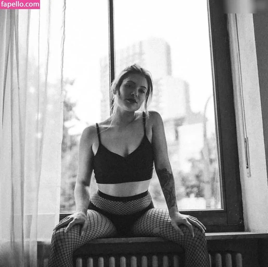 yourtimeislimited Onlyfans Photo Gallery 