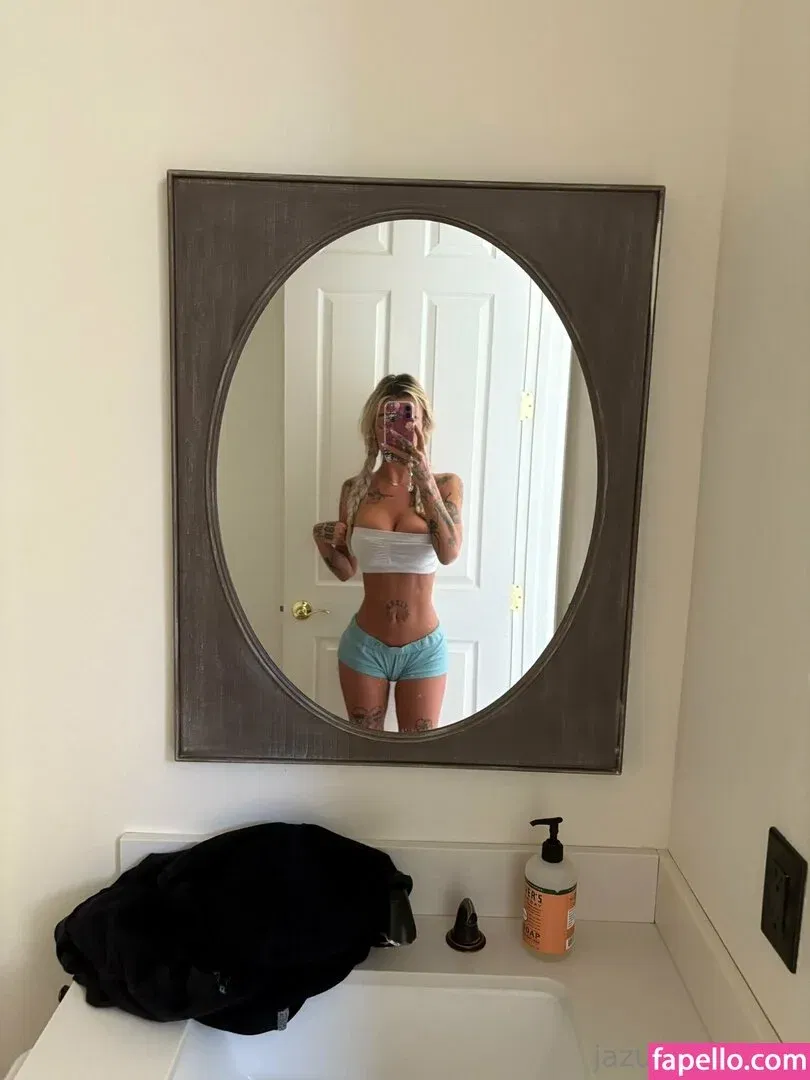 uncensoredjaz Onlyfans Photo Gallery 