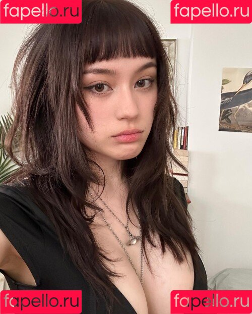 JadeyAnh Onlyfans Photo Gallery 