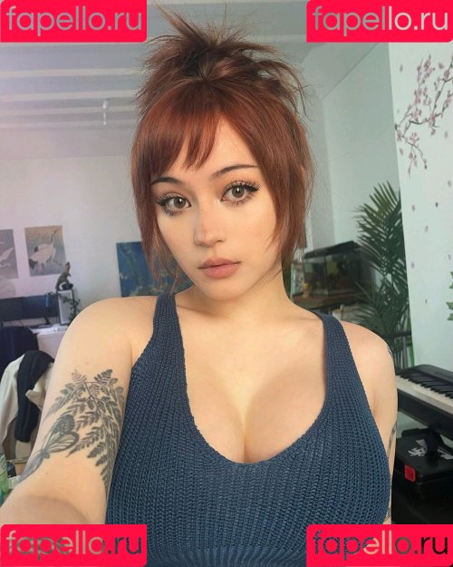 JadeyAnh Onlyfans Photo Gallery 