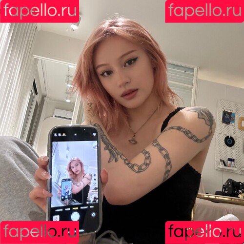 JadeyAnh Onlyfans Photo Gallery 