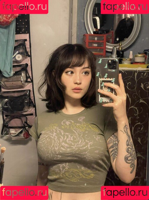 JadeyAnh Onlyfans Photo Gallery 