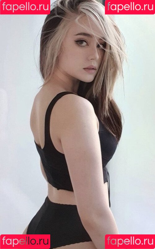 JadeyAnh Onlyfans Photo Gallery 