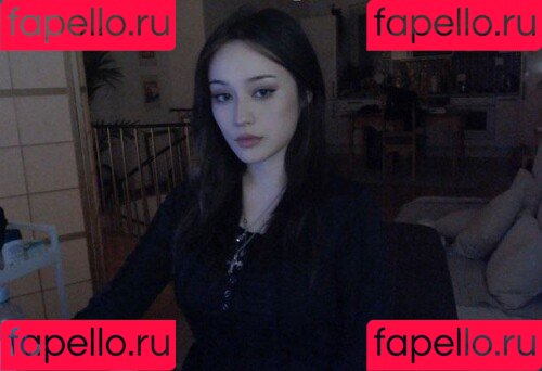 JadeyAnh Onlyfans Photo Gallery 