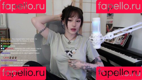 JadeyAnh Onlyfans Photo Gallery 