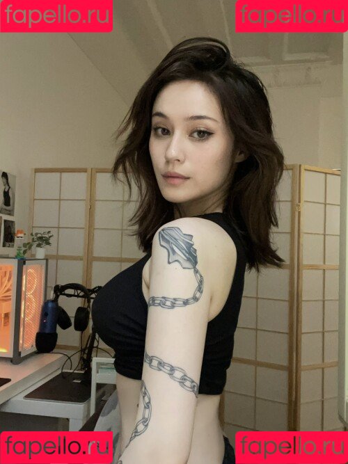 JadeyAnh Onlyfans Photo Gallery 