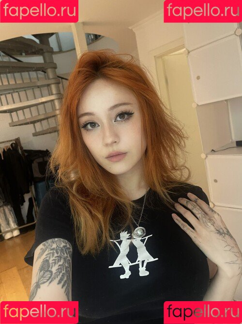 JadeyAnh Onlyfans Photo Gallery 