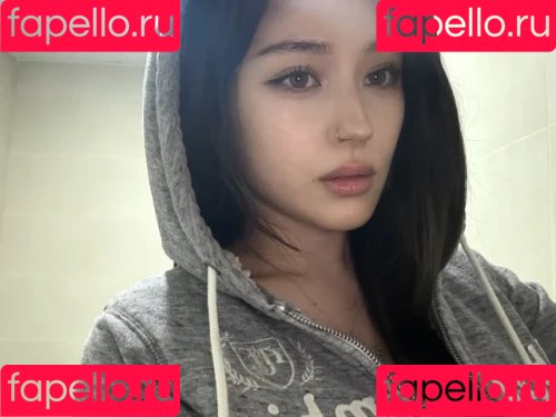 JadeyAnh Onlyfans Photo Gallery 