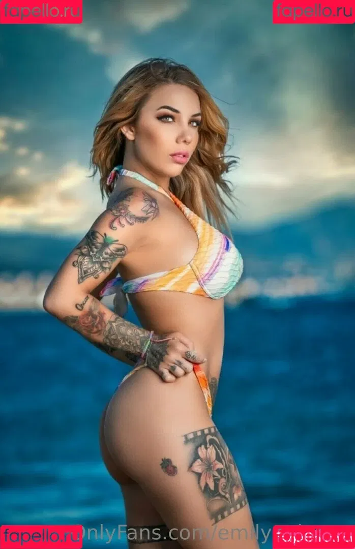 emilypoisonx Onlyfans Photo Gallery 