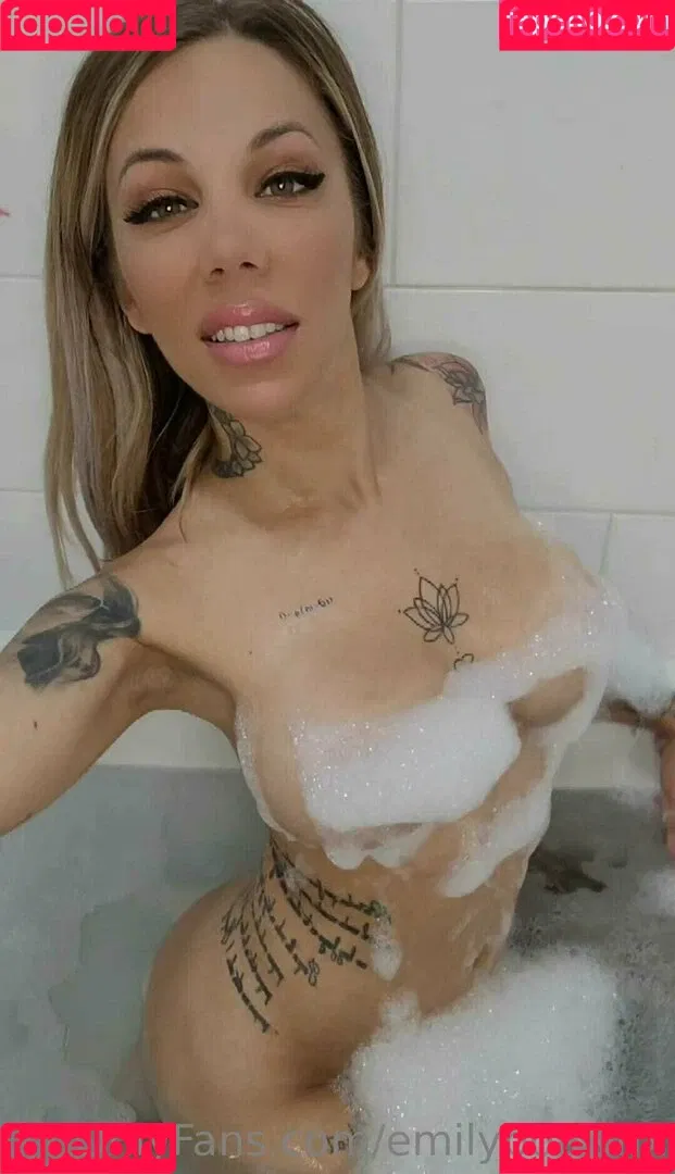 emilypoisonx Onlyfans Photo Gallery 
