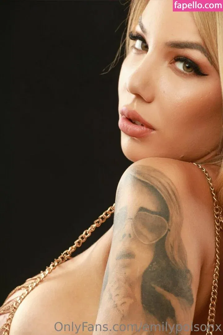 emilypoisonx Onlyfans Photo Gallery 