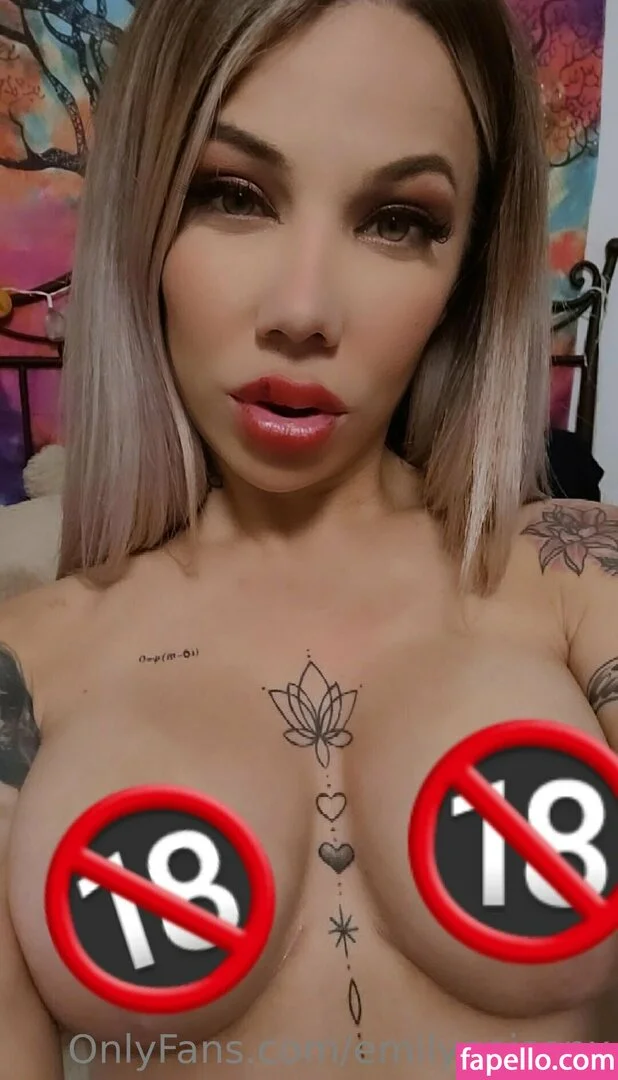 emilypoisonx Onlyfans Photo Gallery 