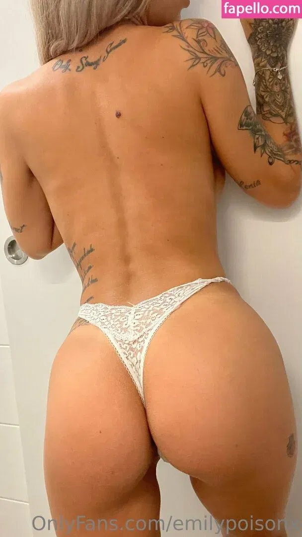 emilypoisonx Onlyfans Photo Gallery 