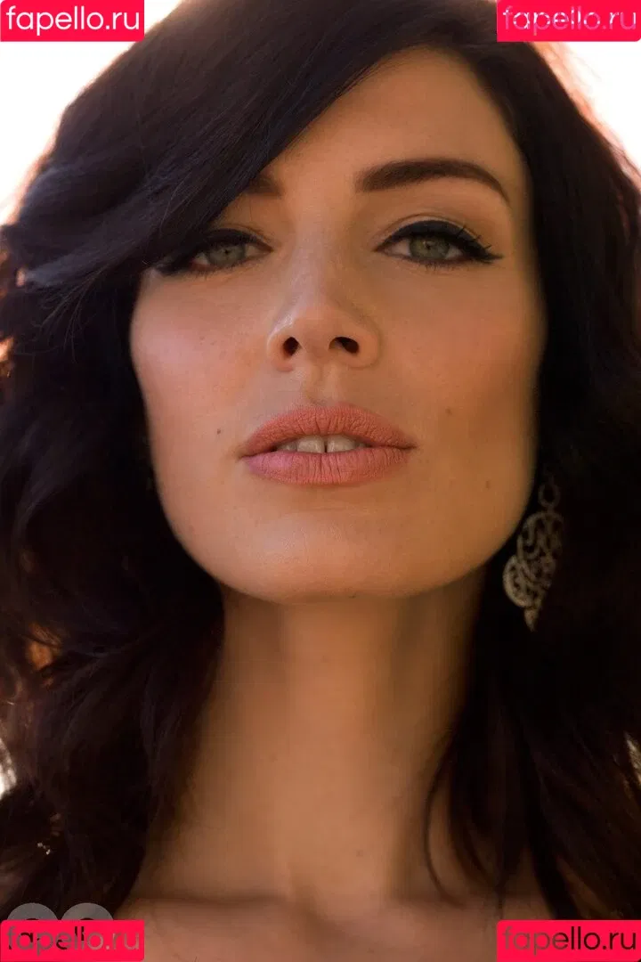 Jessica Paré Onlyfans Photo Gallery 