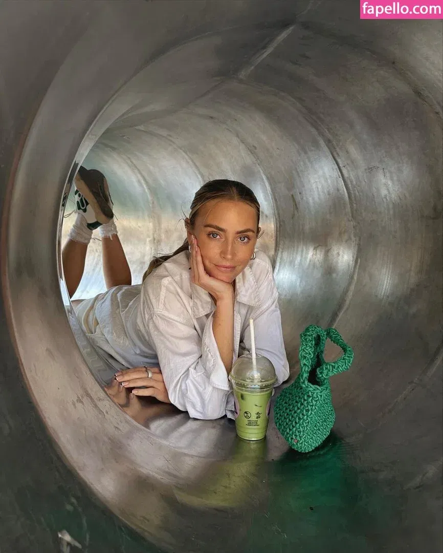 Janni Deler Onlyfans Photo Gallery 