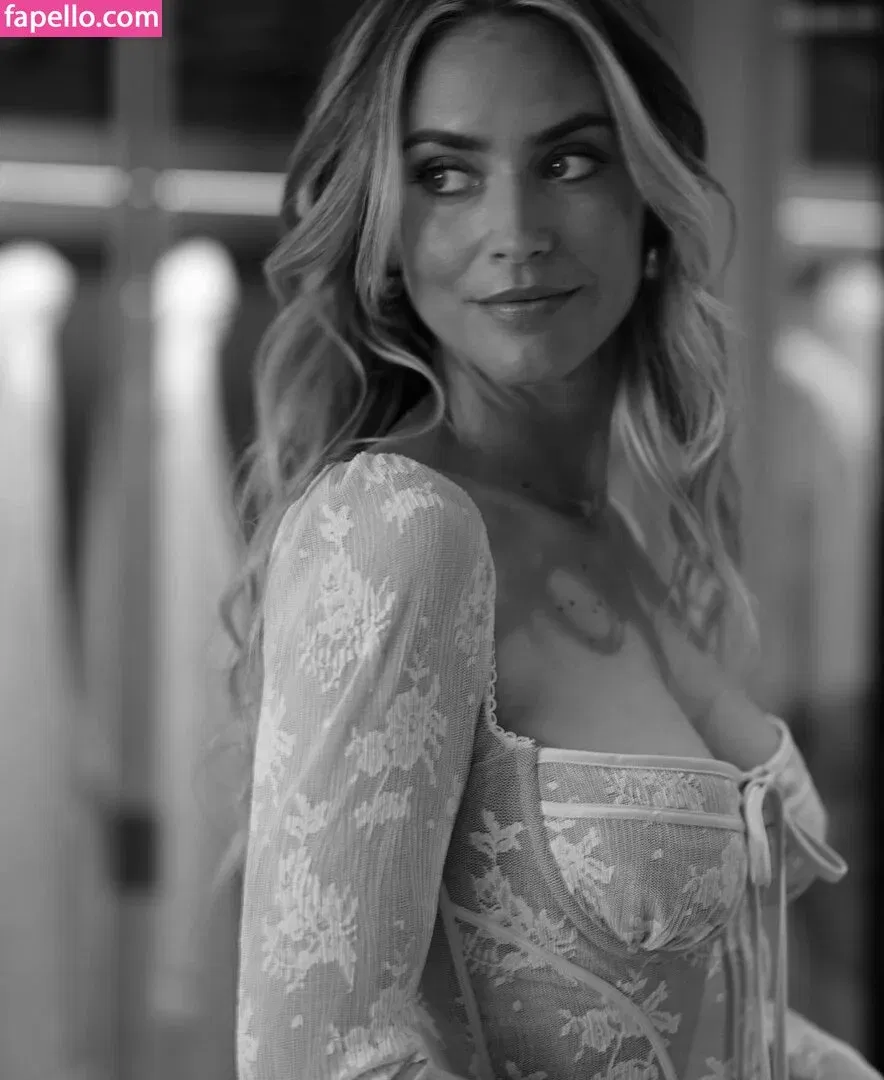 Janni Deler Onlyfans Photo Gallery 