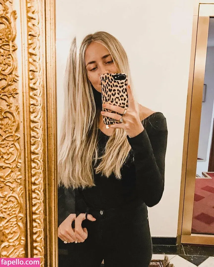 Janni Deler Onlyfans Photo Gallery 