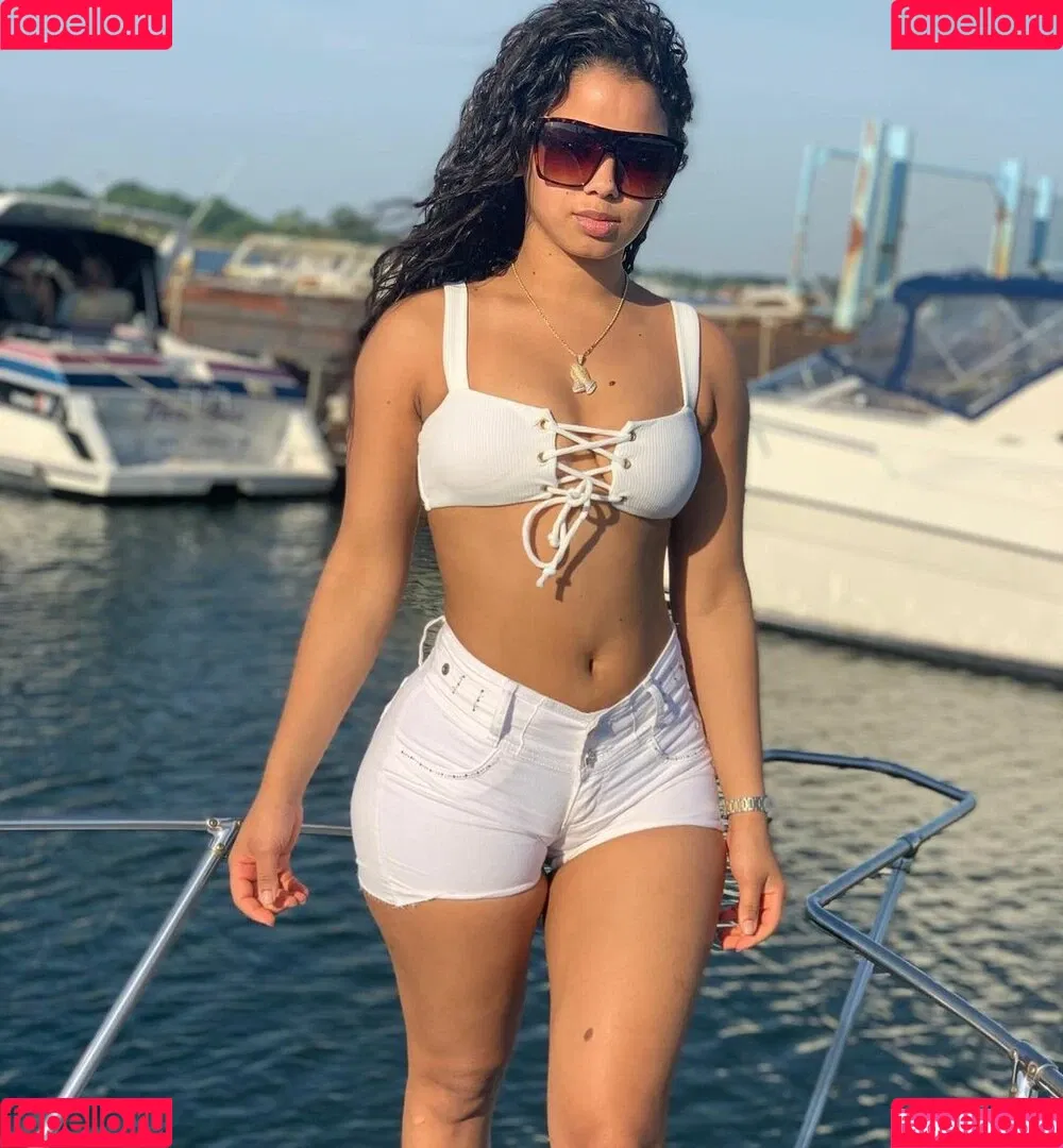 Rosairis Onlyfans Photo Gallery 