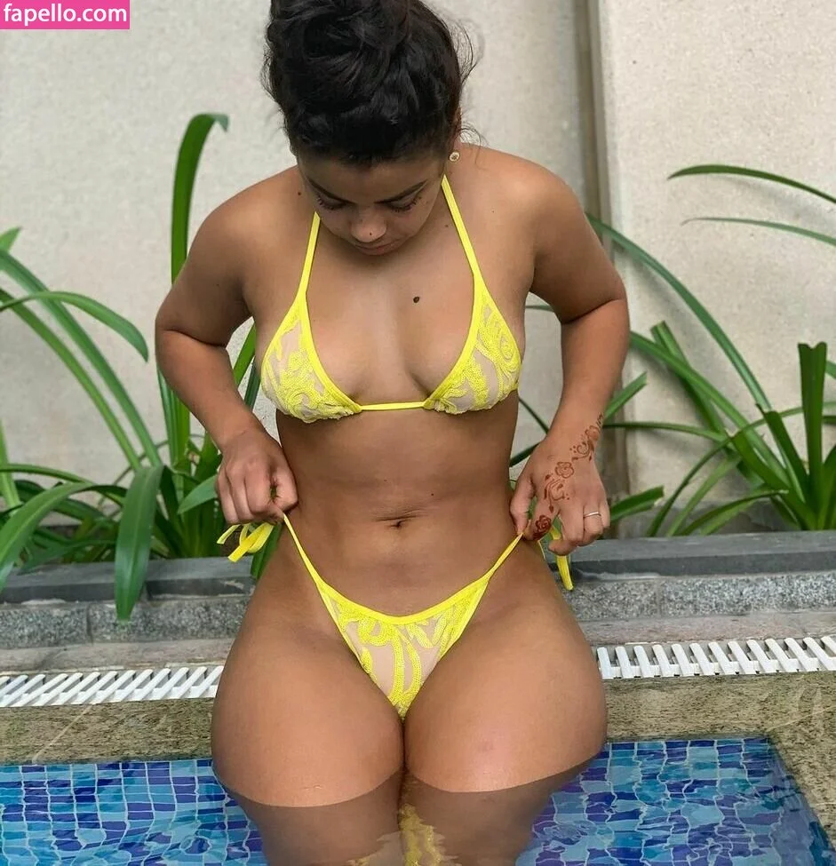 Rosairis Onlyfans Photo Gallery 