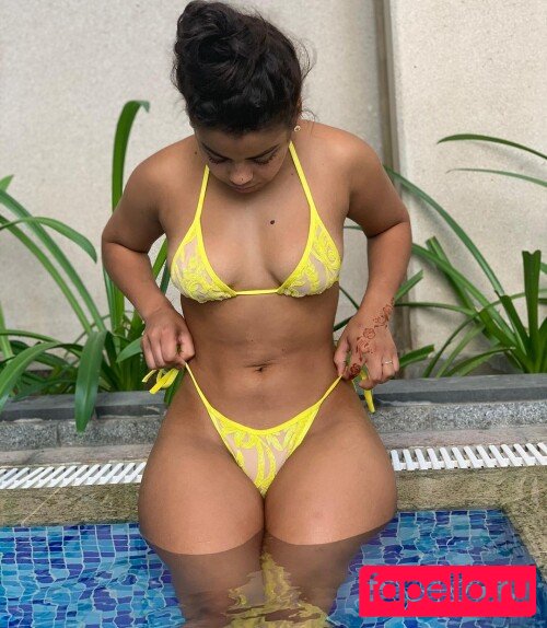 Rosairis Nude Onlyfans Photo 22