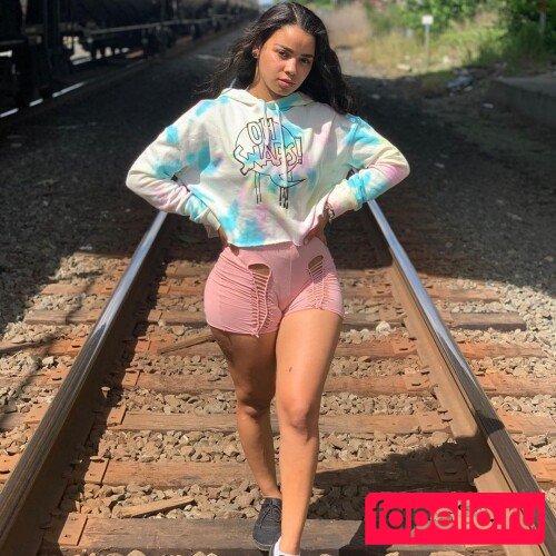 Rosairis Nude Onlyfans Photo 17