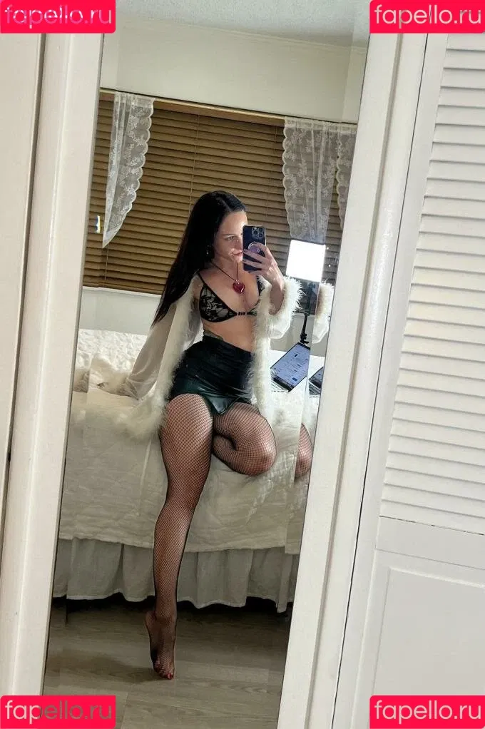 Goddess Athena Onlyfans Photo Gallery 