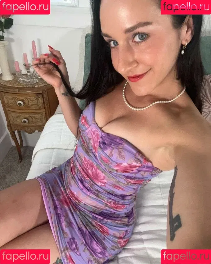 Goddess Athena Onlyfans Photo Gallery 