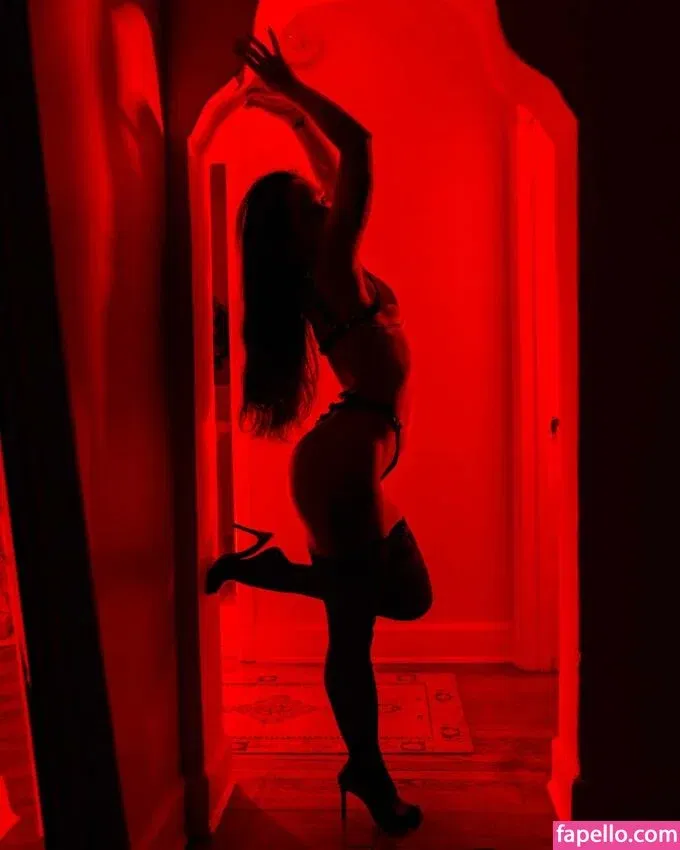 Goddess Athena Onlyfans Photo Gallery 