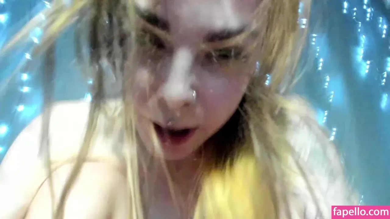 emmabraun Onlyfans Photo Gallery 