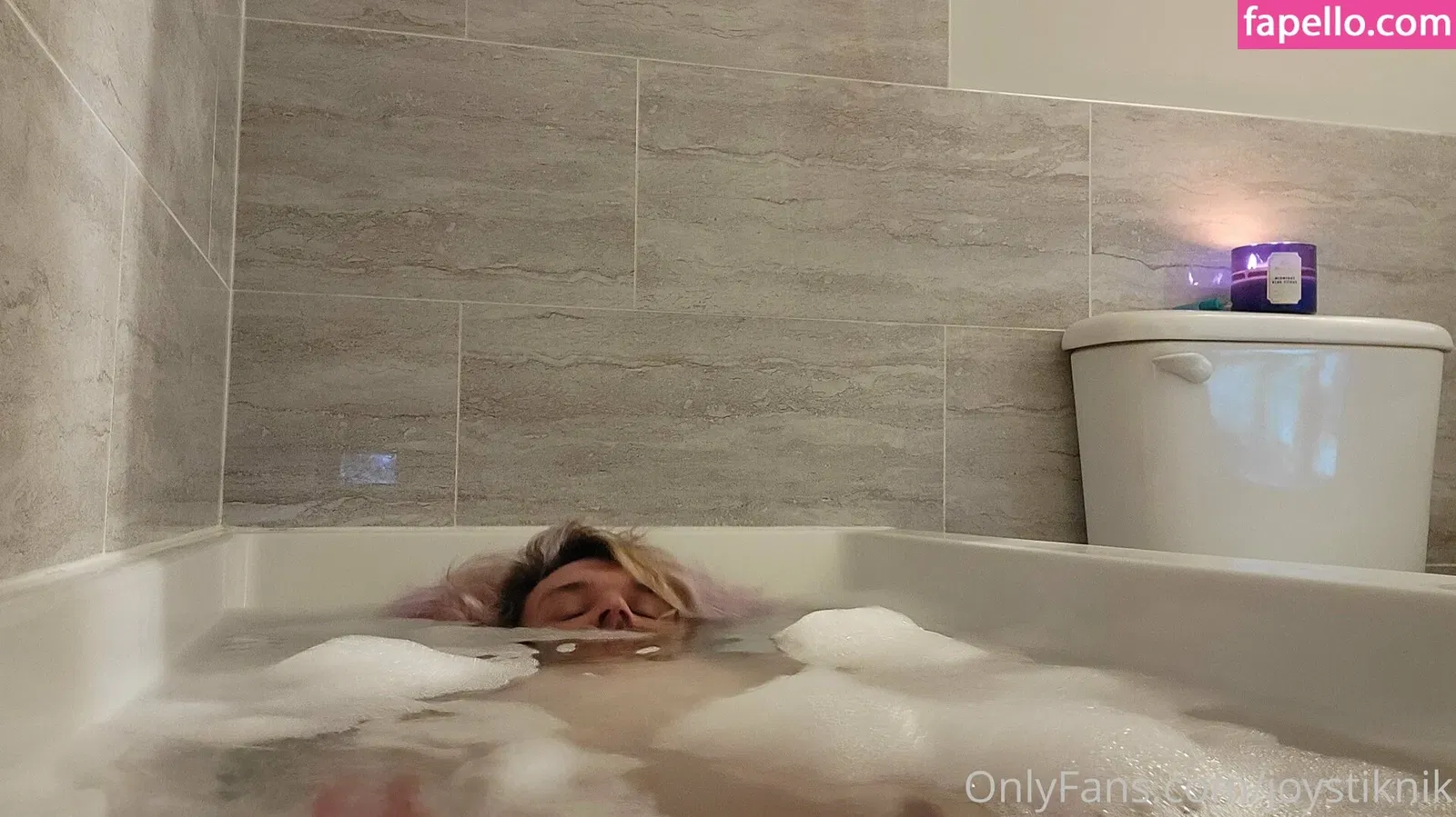 joystiknik Onlyfans Photo Gallery 