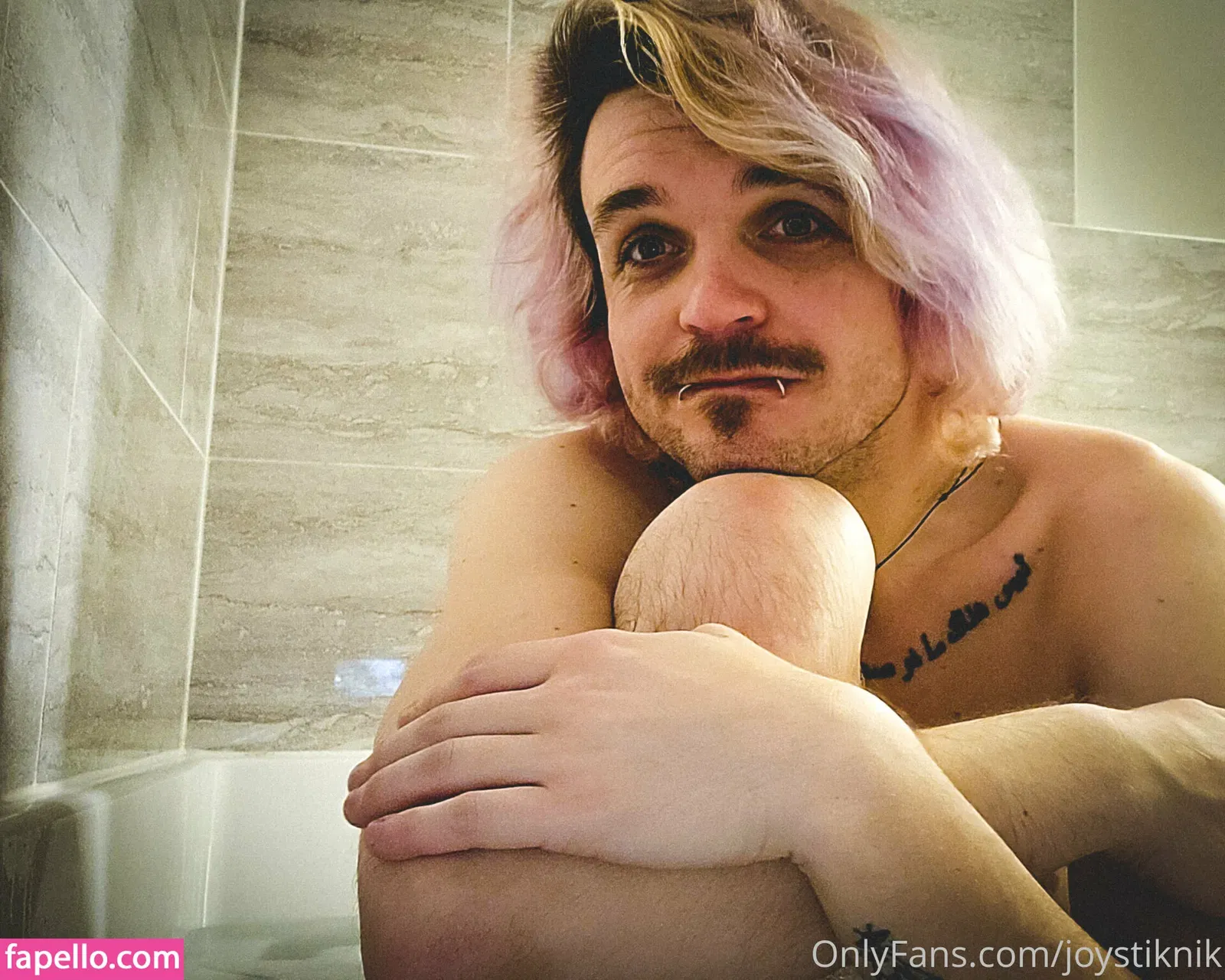 joystiknik Onlyfans Photo Gallery 