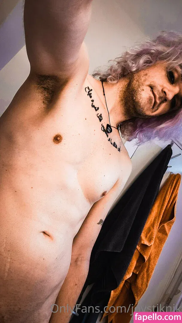 joystiknik Onlyfans Photo Gallery 