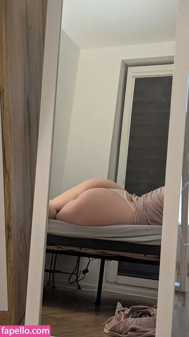 mini__pi_g Onlyfans Photo Gallery 