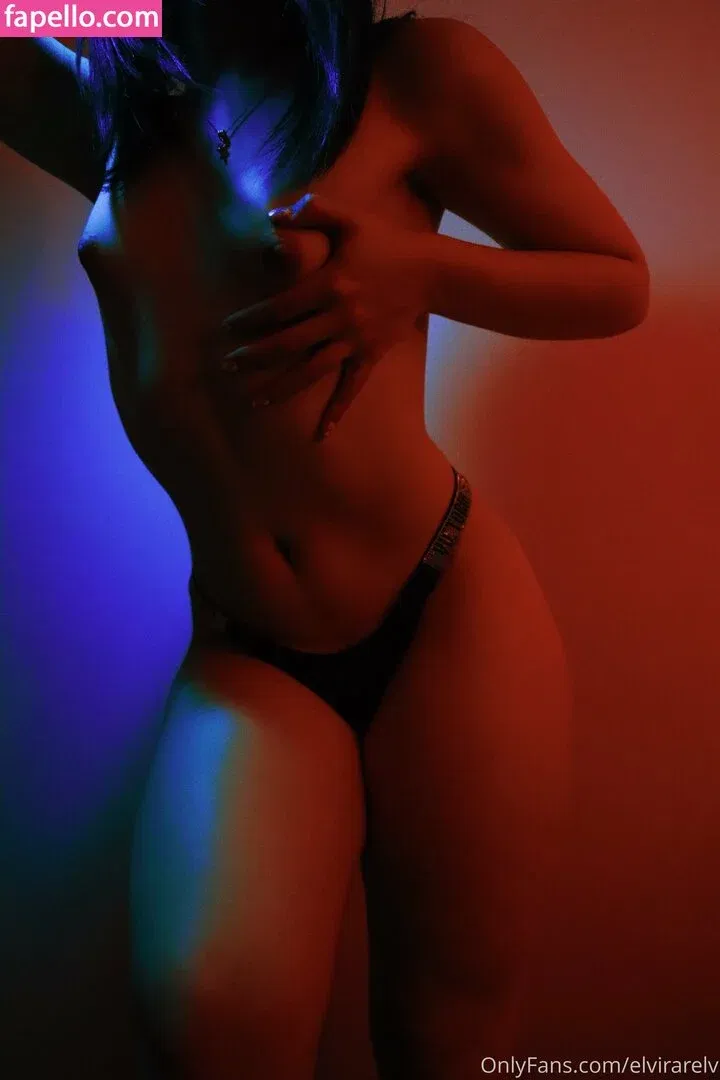 Elvira Onlyfans Photo Gallery 