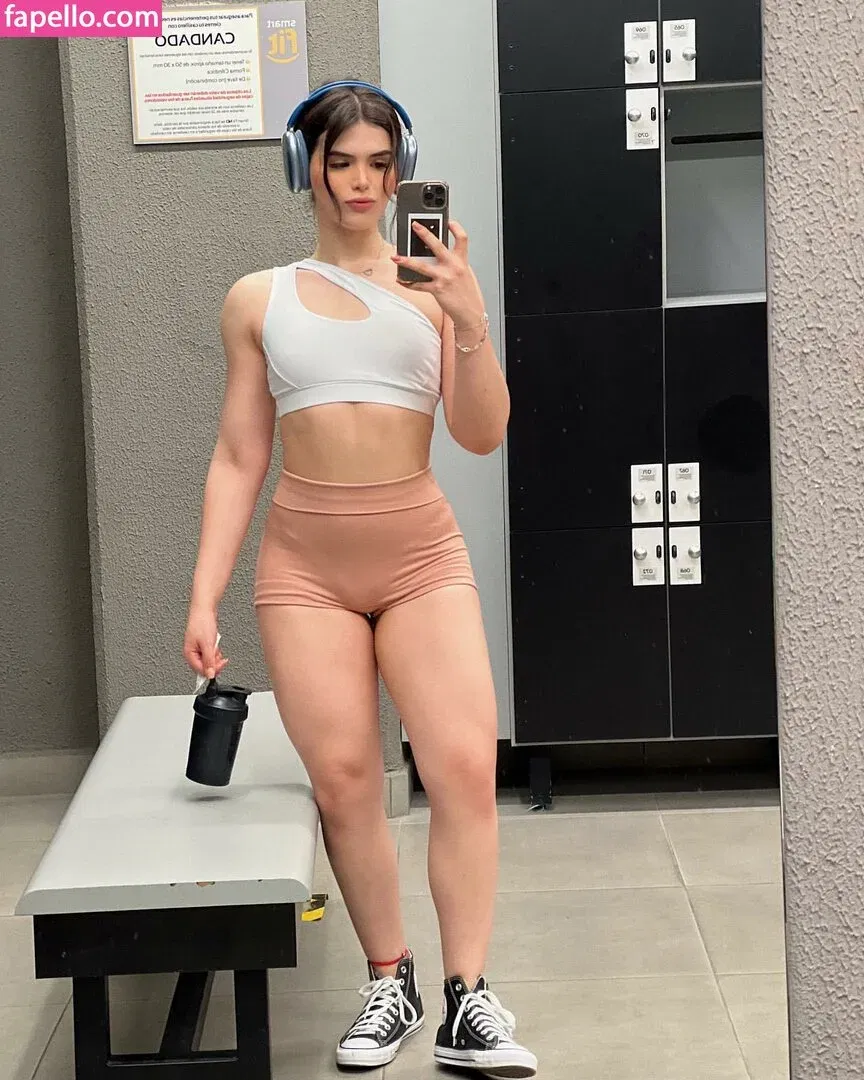 Elvira Onlyfans Photo Gallery 