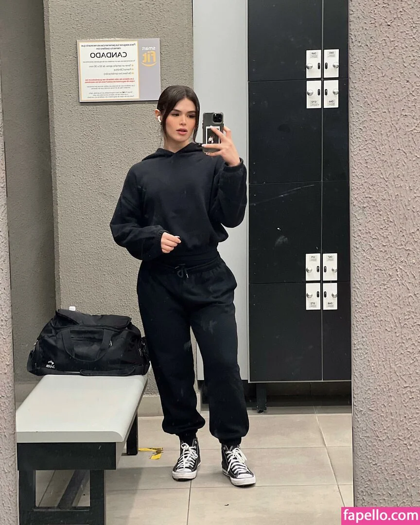 Elvira Onlyfans Photo Gallery 