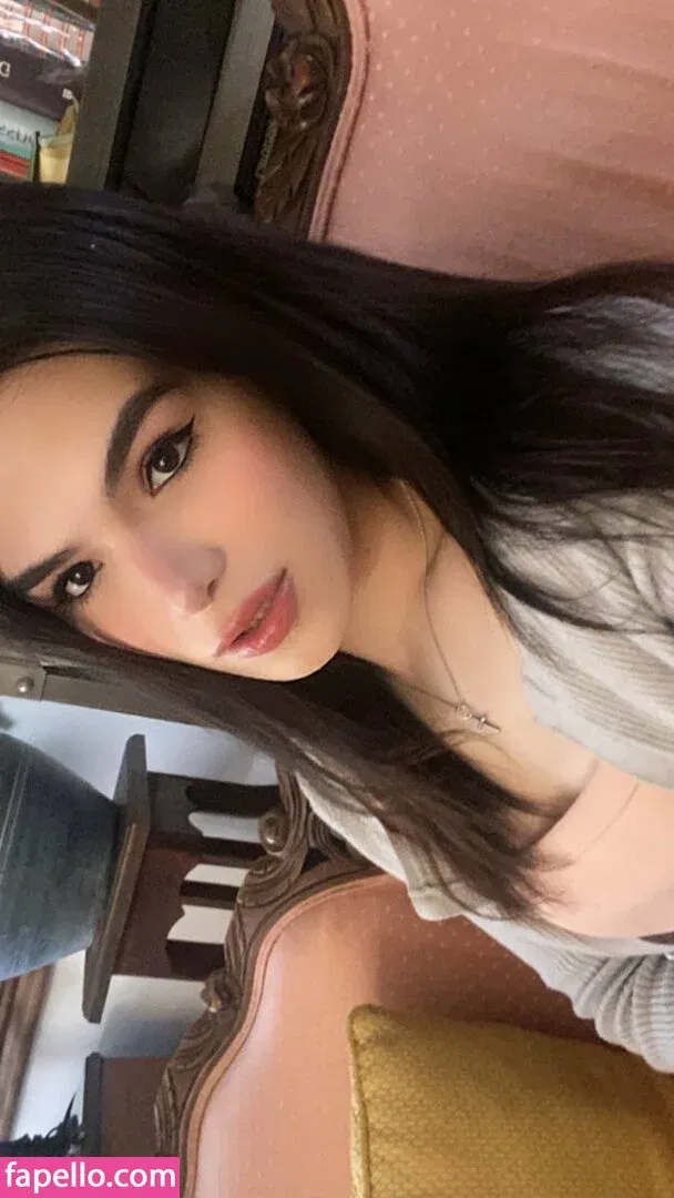 Elvira Onlyfans Photo Gallery 