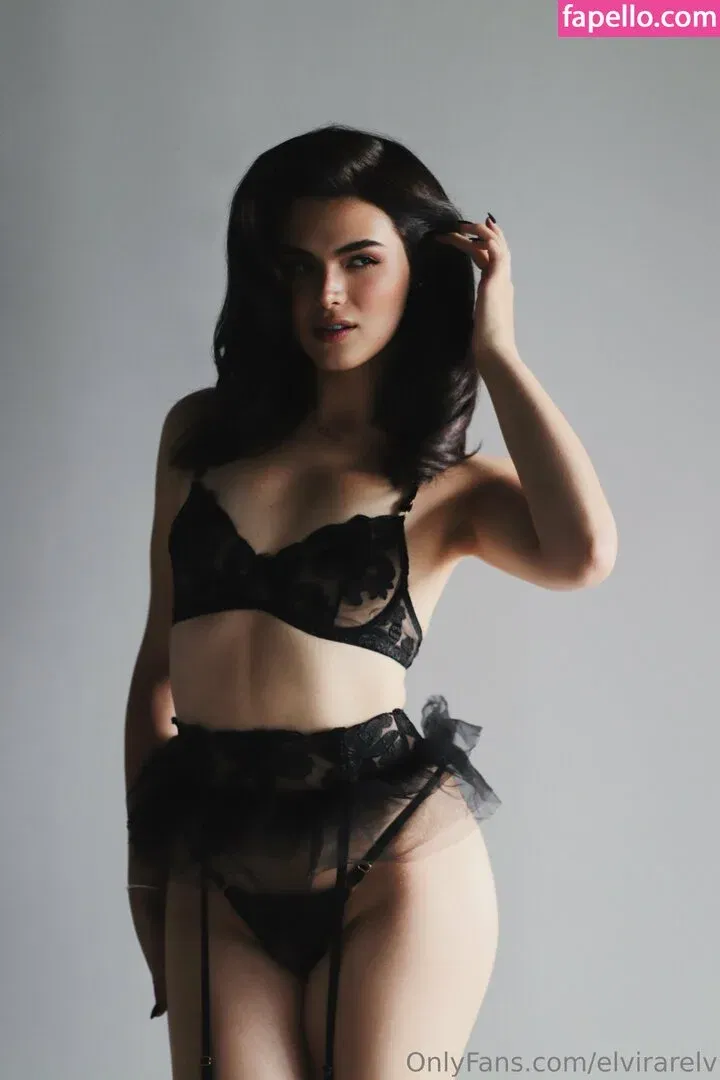 Elvira Onlyfans Photo Gallery 