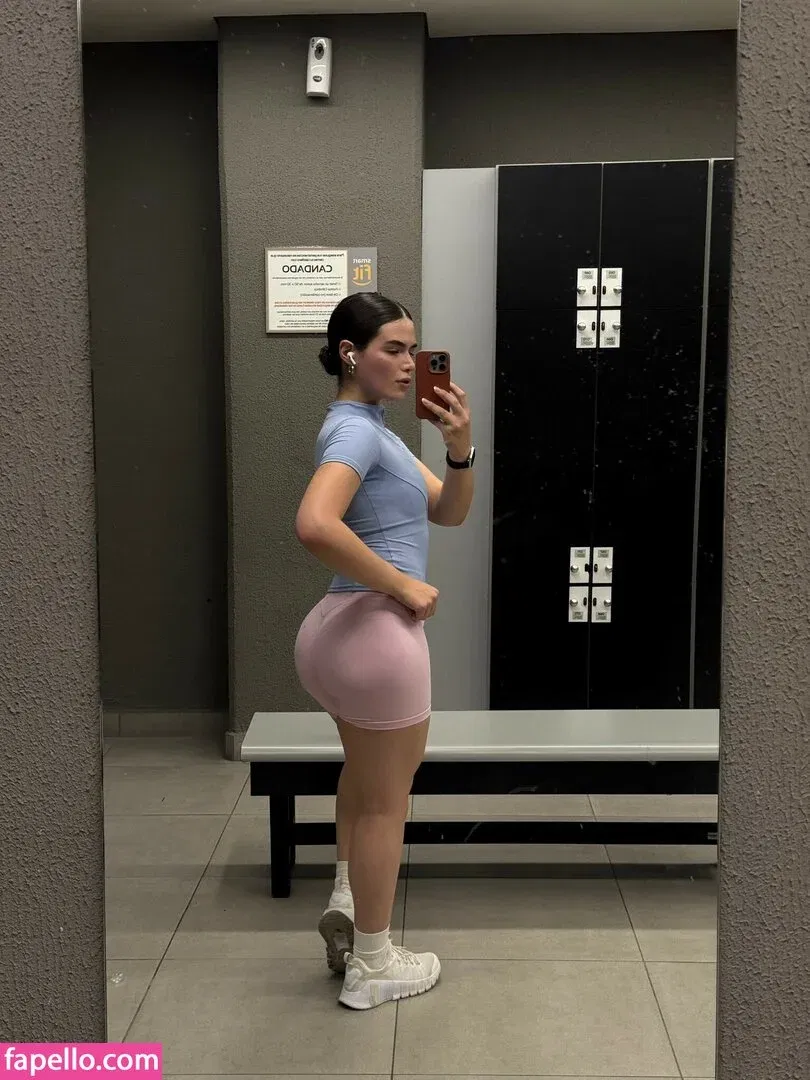 Elvira Onlyfans Photo Gallery 