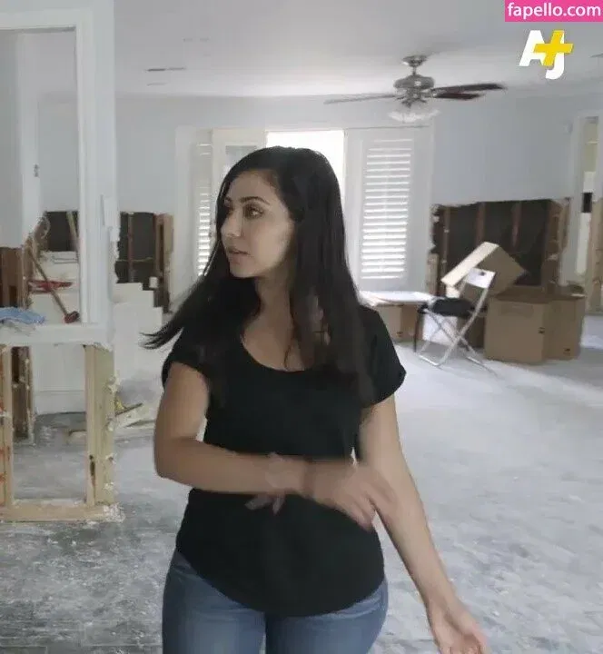 Dena TakruriAJ+ Onlyfans Photo Gallery 