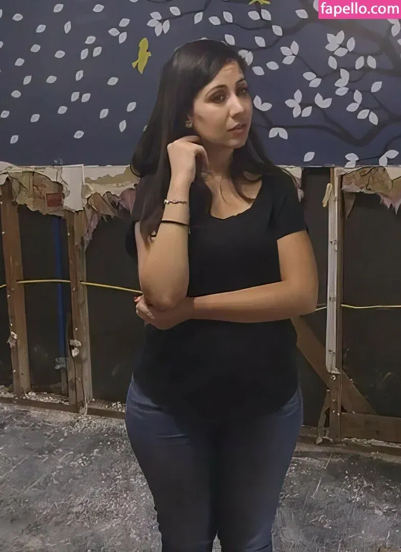 Dena TakruriAJ+ Onlyfans Photo Gallery 