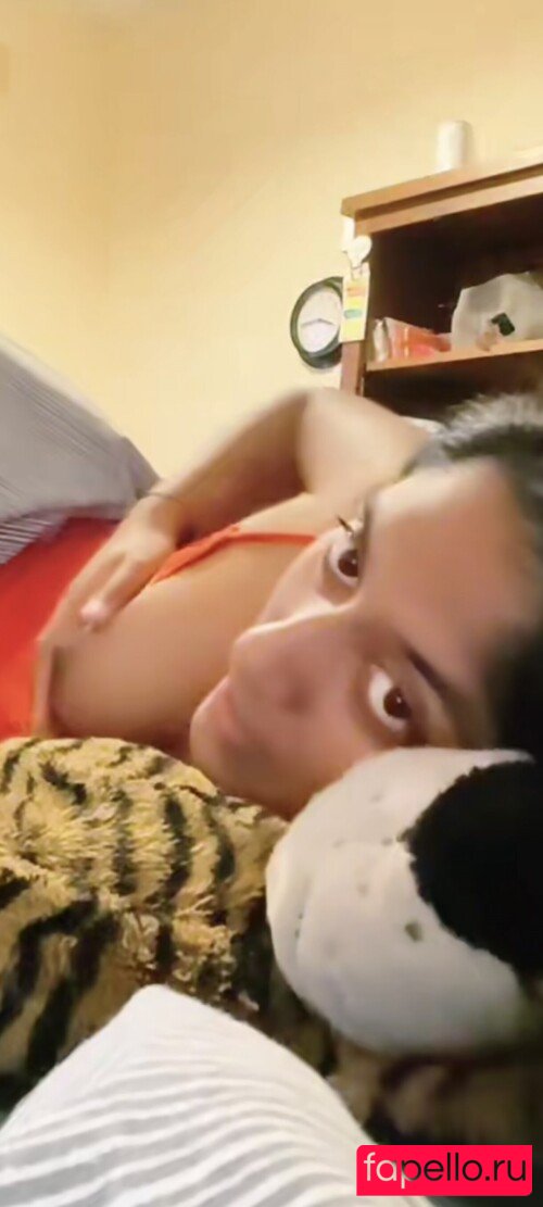 Dena TakruriAJ+ Nude Onlyfans Photo 12