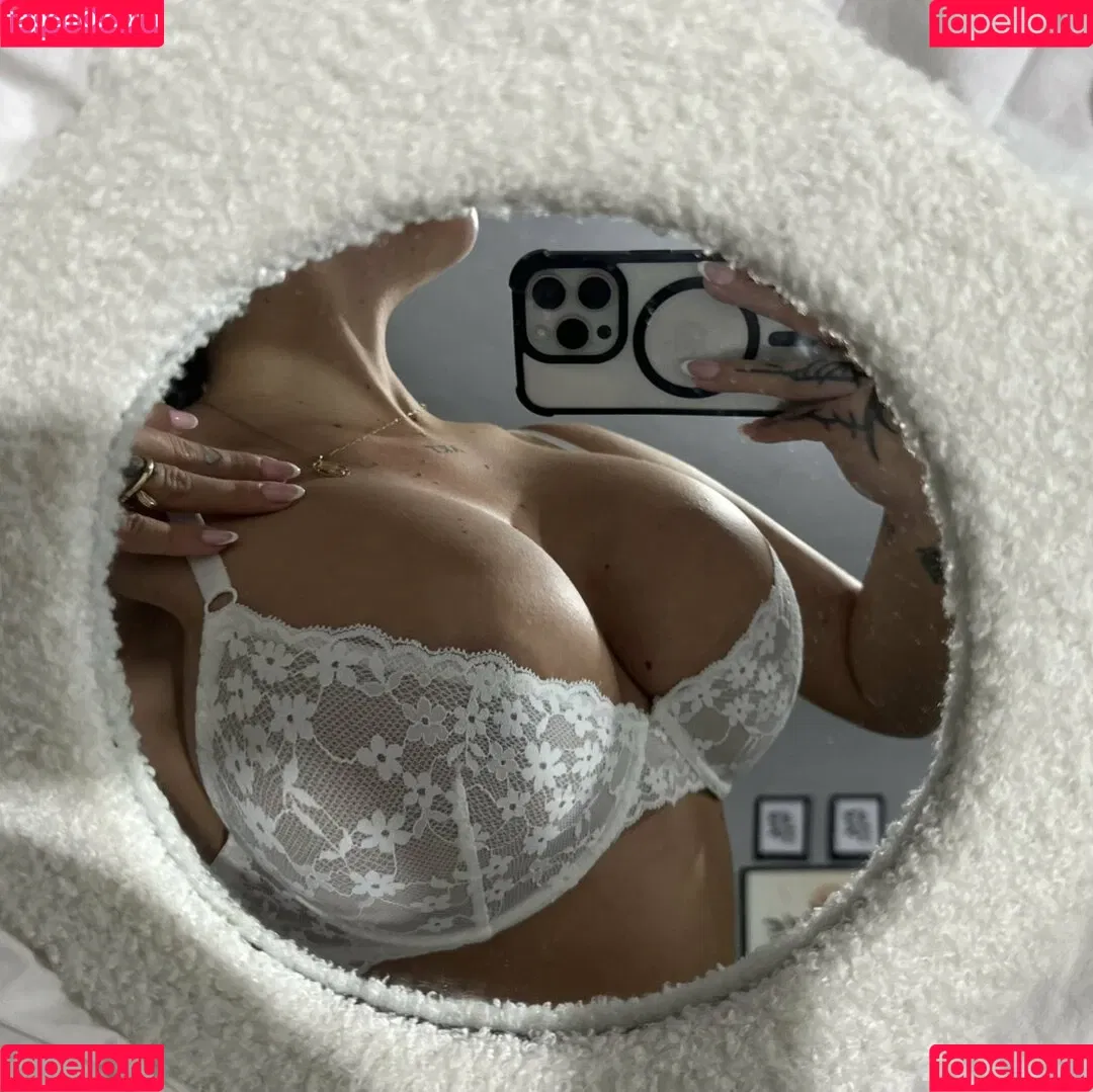 Lucia Smieskova Onlyfans Photo Gallery 