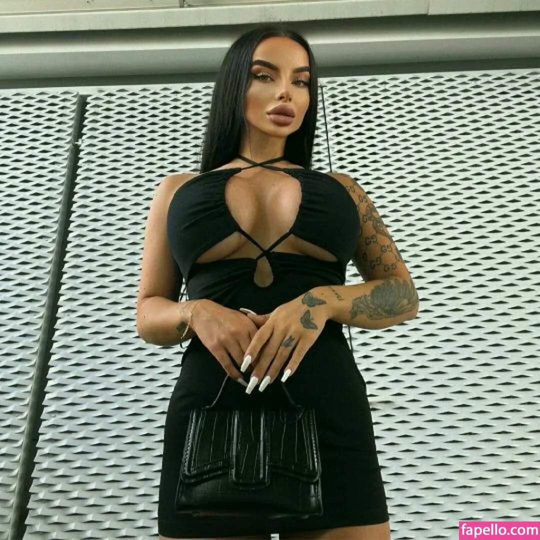 Lucia Smieskova Onlyfans Photo Gallery 