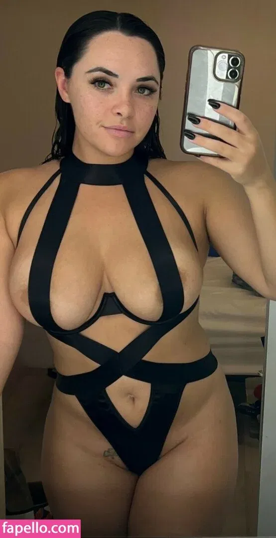 Erin Justine Onlyfans Photo Gallery 