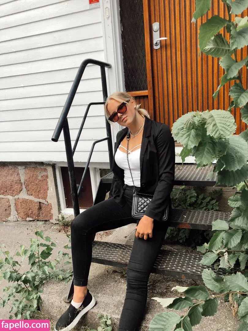 Caroline Kupka Onlyfans Photo Gallery 