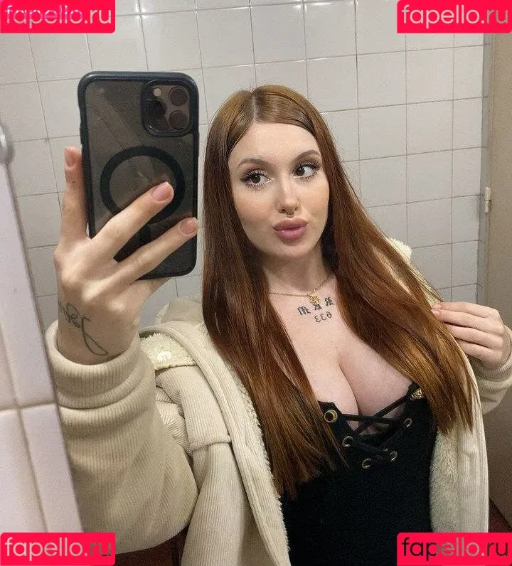 Melina Guida Onlyfans Photo Gallery 