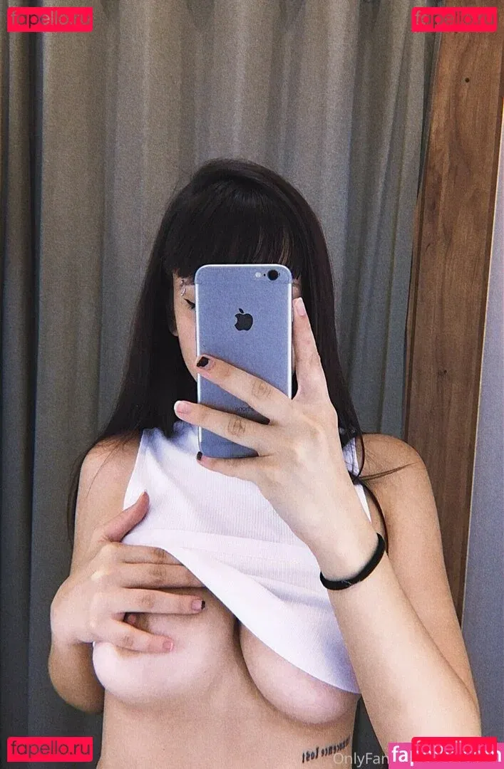 narumixz Onlyfans Photo Gallery 