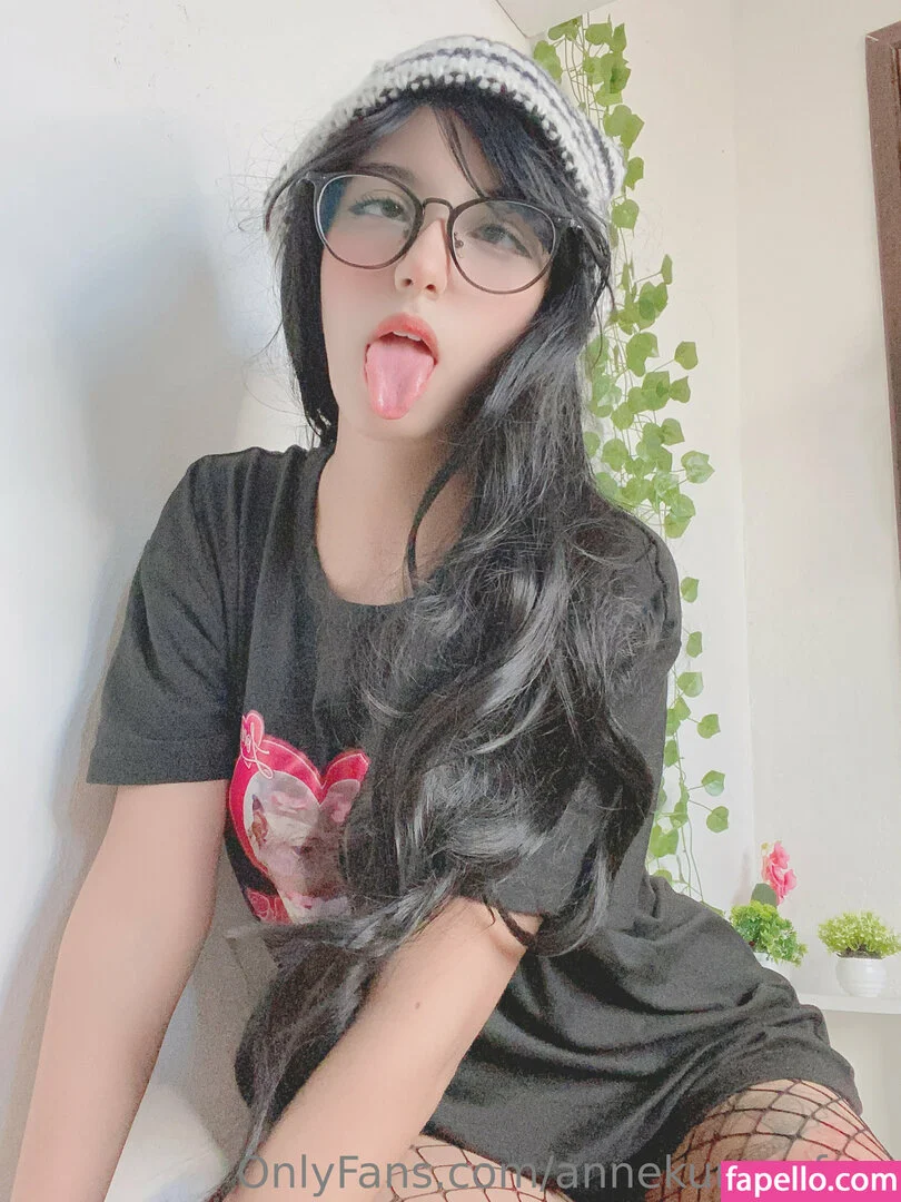 annekuronofree Onlyfans Photo Gallery 